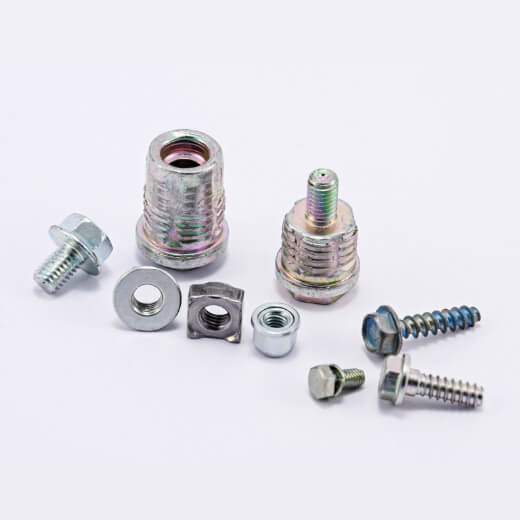 Výroba skrutiek a spojovacieho materiálu